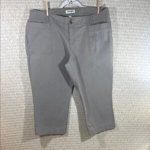 Old Navy Taupe Cropped Pants